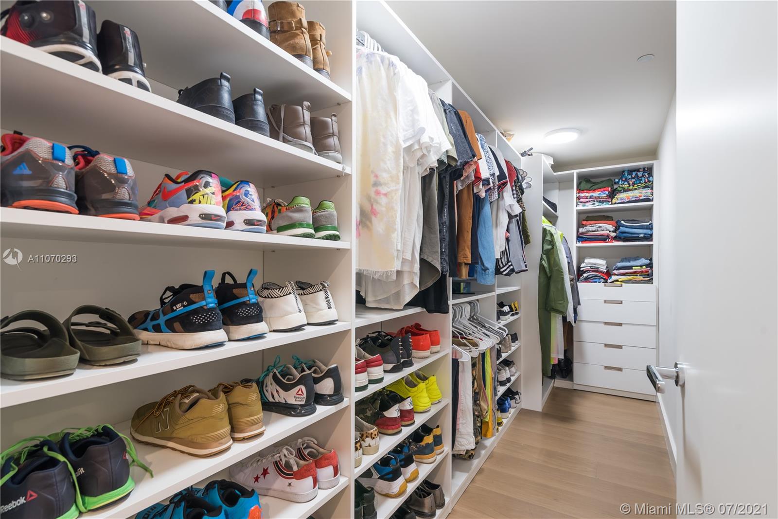 The Ritz Carlton - Residential