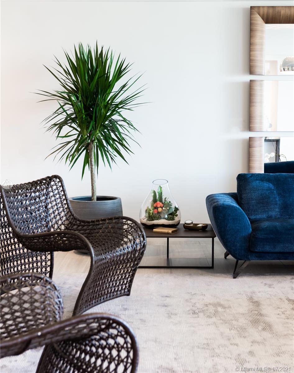 The Ritz Carlton - Residential