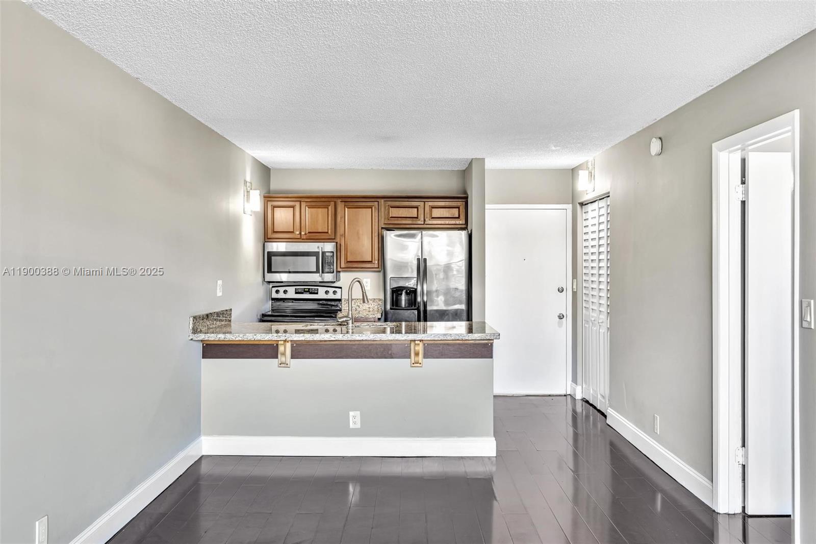 Tower Club II Condo - Residential Lease