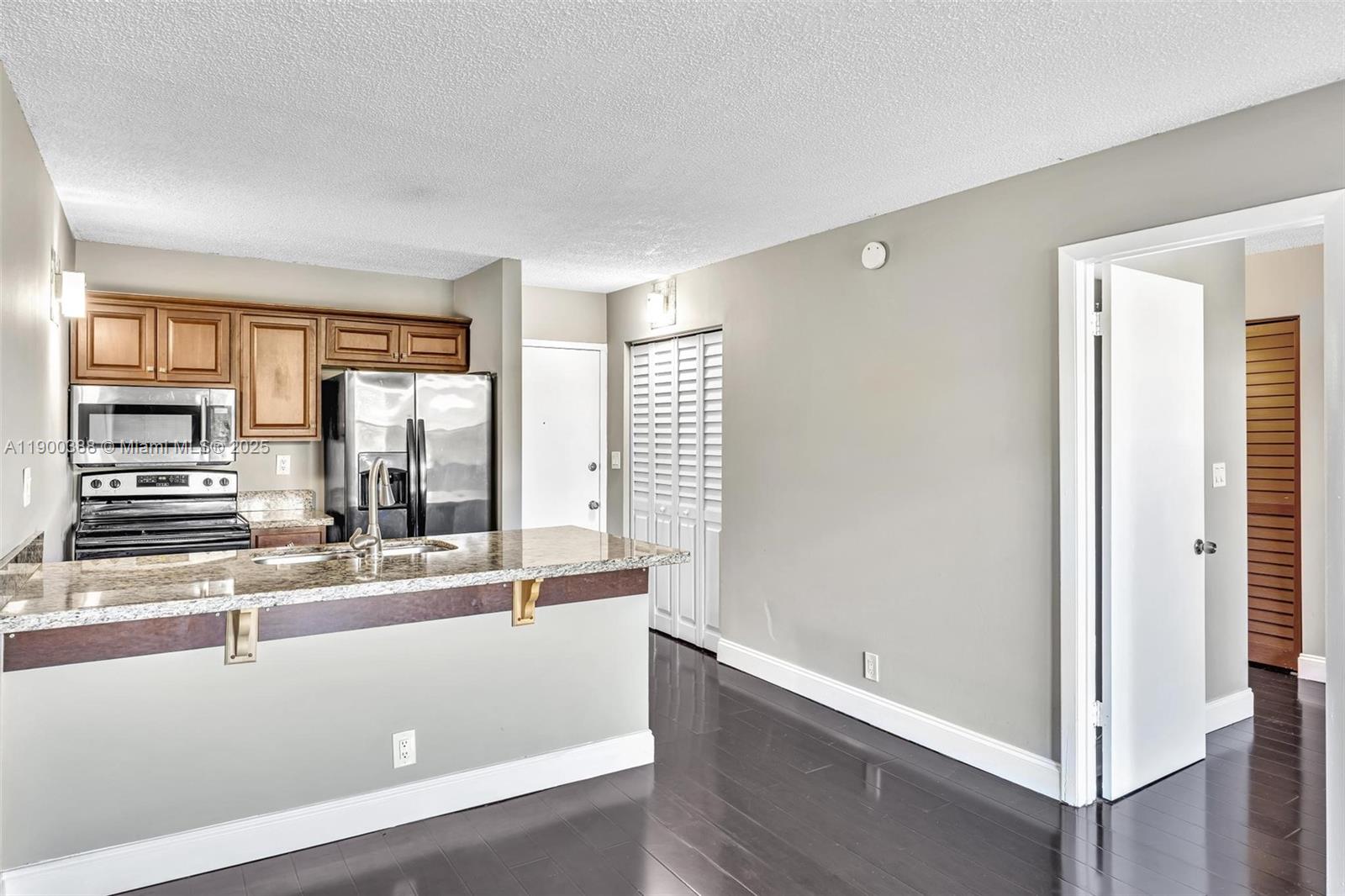 Tower Club II Condo - Residential Lease