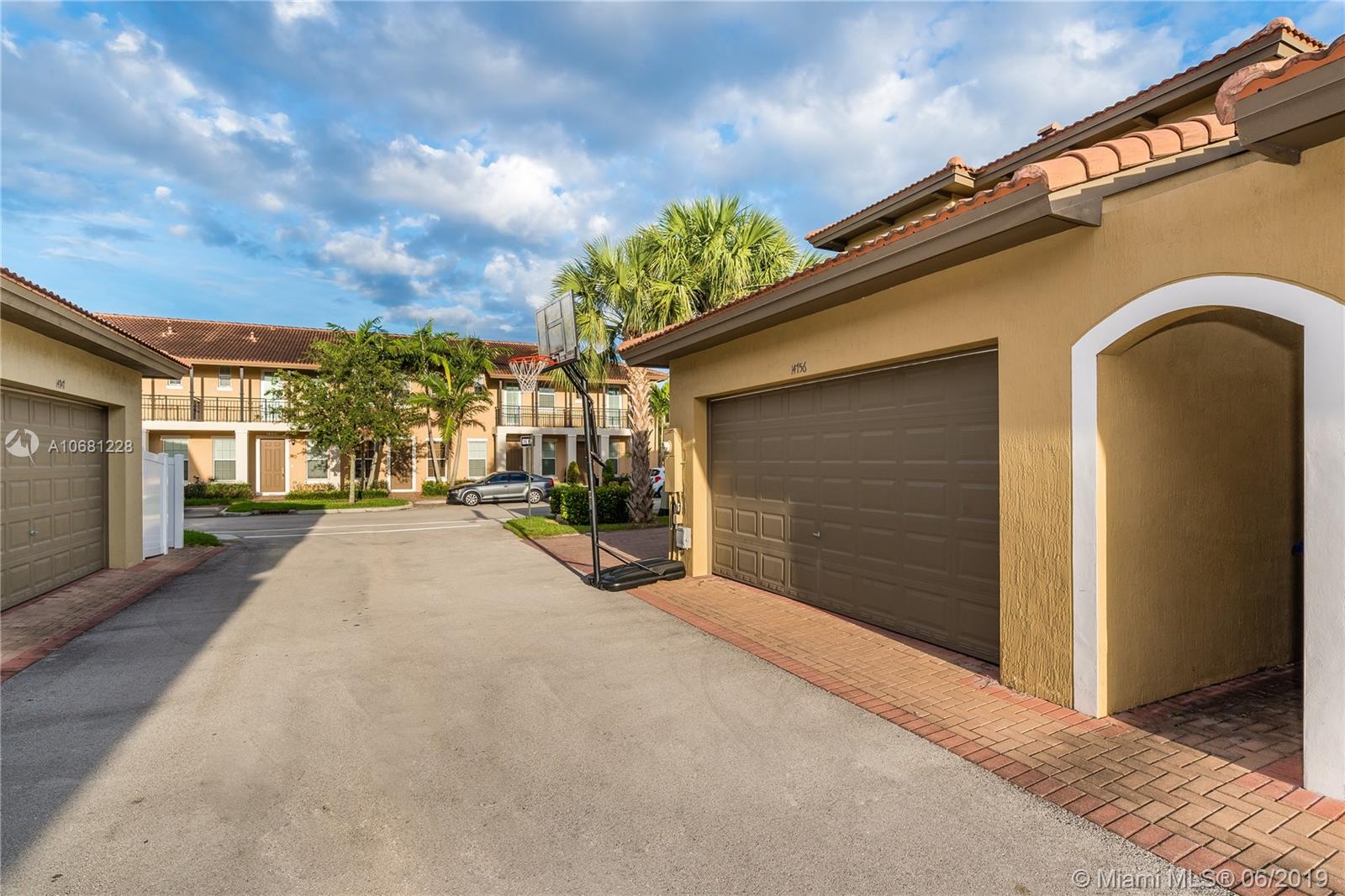 MEADOW PINES - Residential