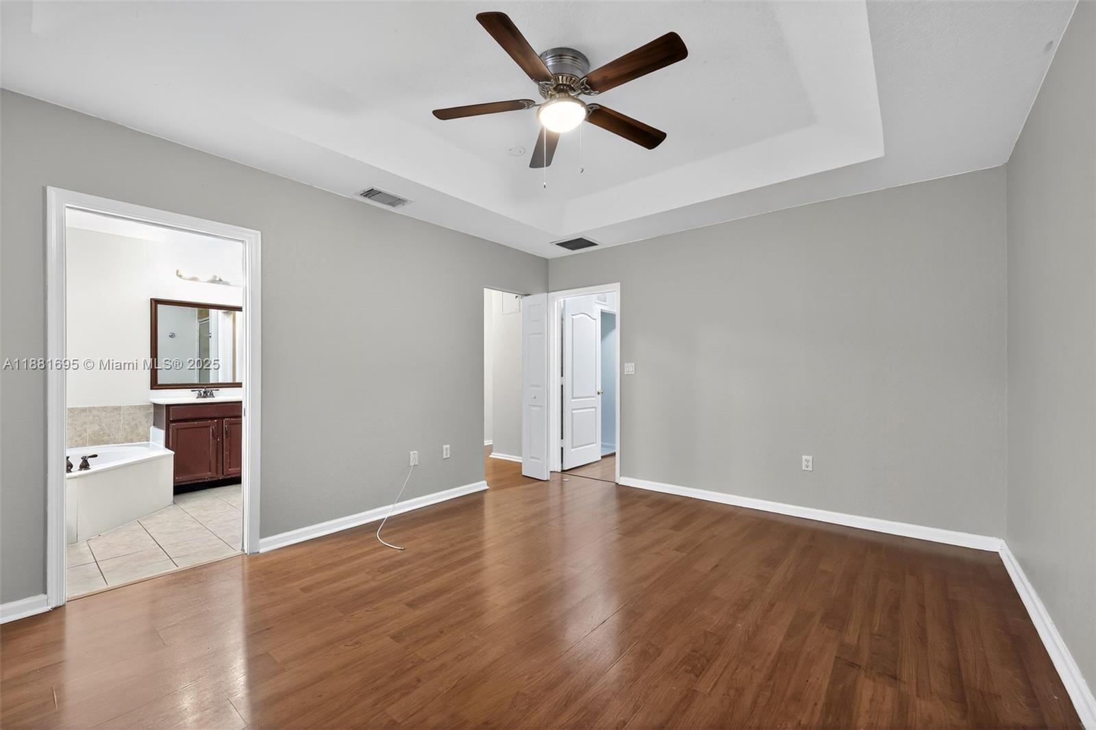 MAJORCA ISLES III CONDO - Residential