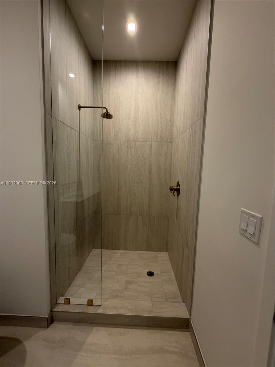 Viceroy Brickell - Residential Lease