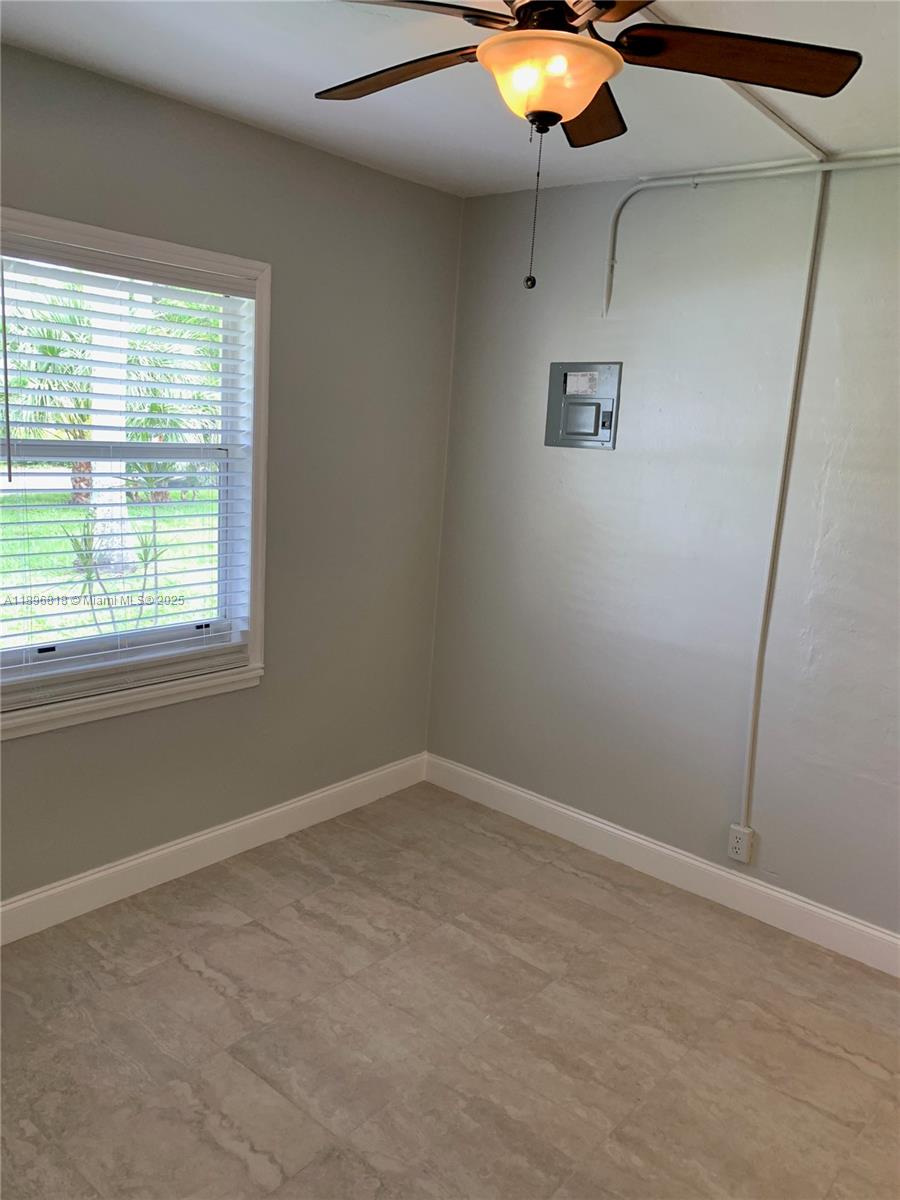 RESUB OF HIGHLAND ESTATES - Residential Lease