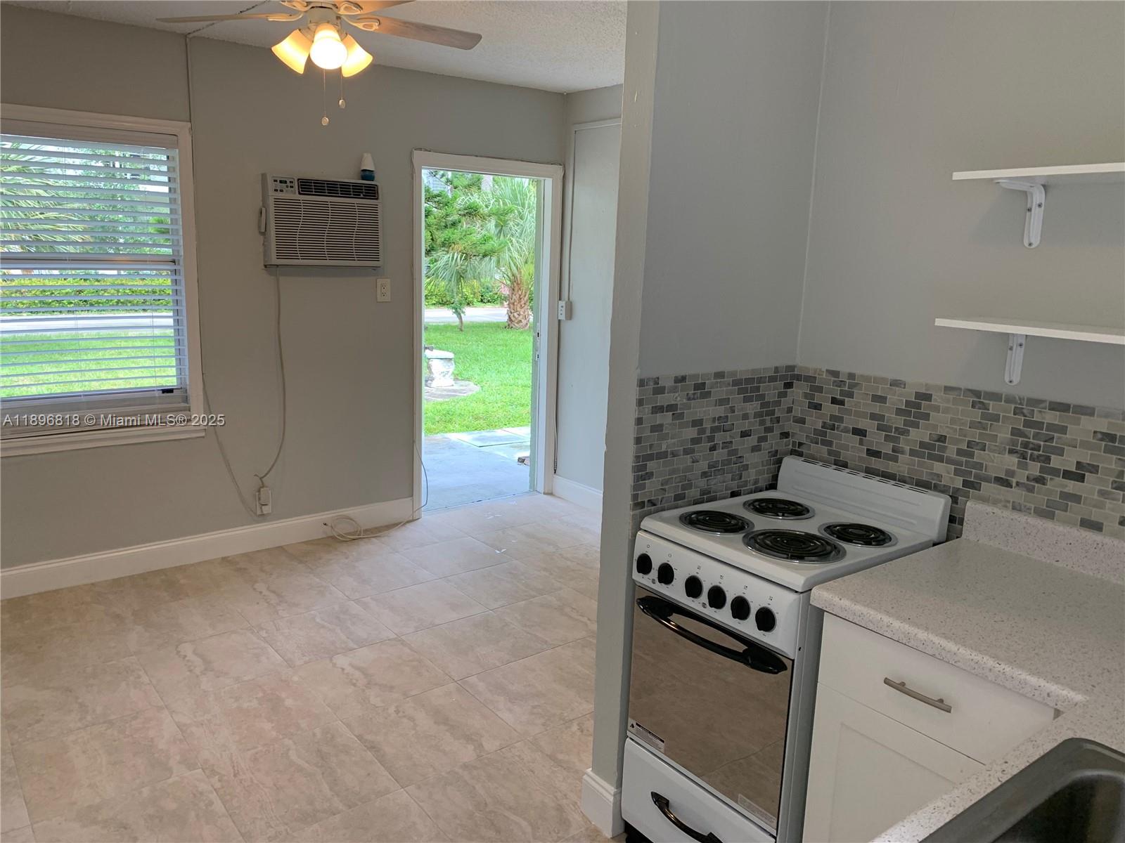 RESUB OF HIGHLAND ESTATES - Residential Lease