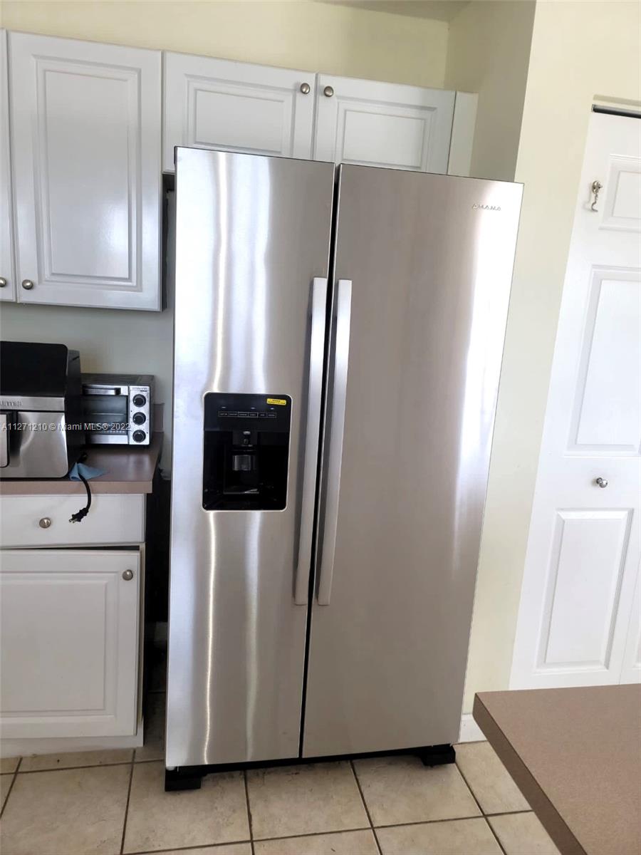 LAKES BY THE BAY SEC 8 - Residential