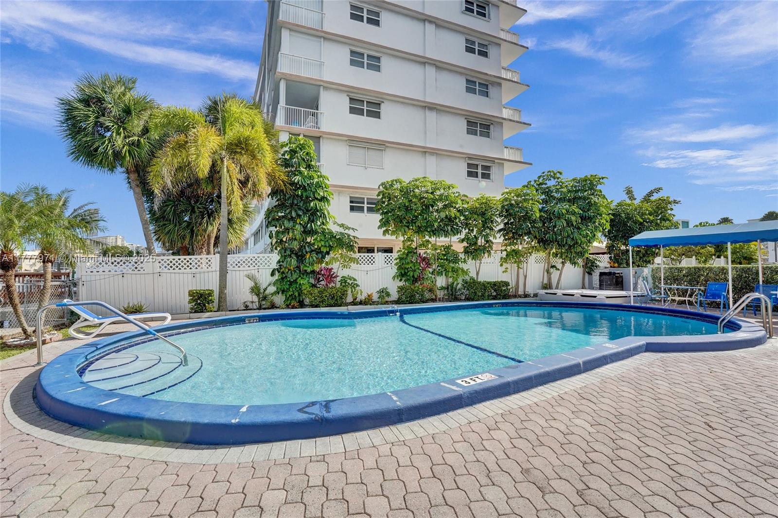 GOLDEN ISLES YACHT CLUB C - Residential