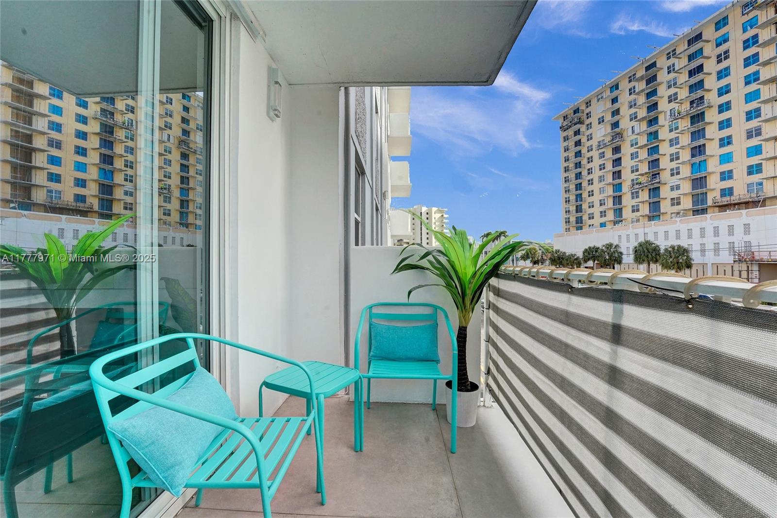 GOLDEN ISLES YACHT CLUB C - Residential