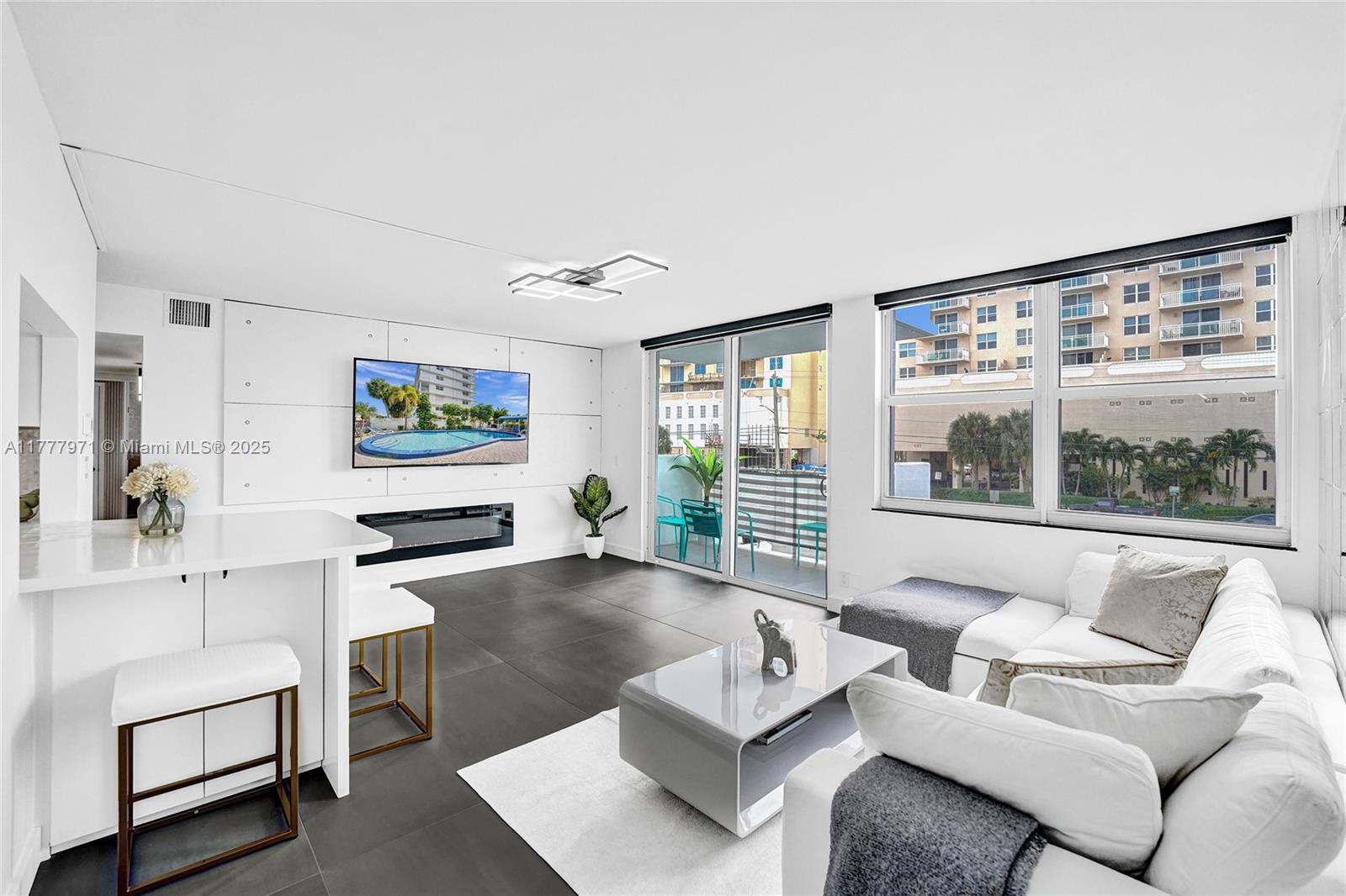 GOLDEN ISLES YACHT CLUB C - Residential