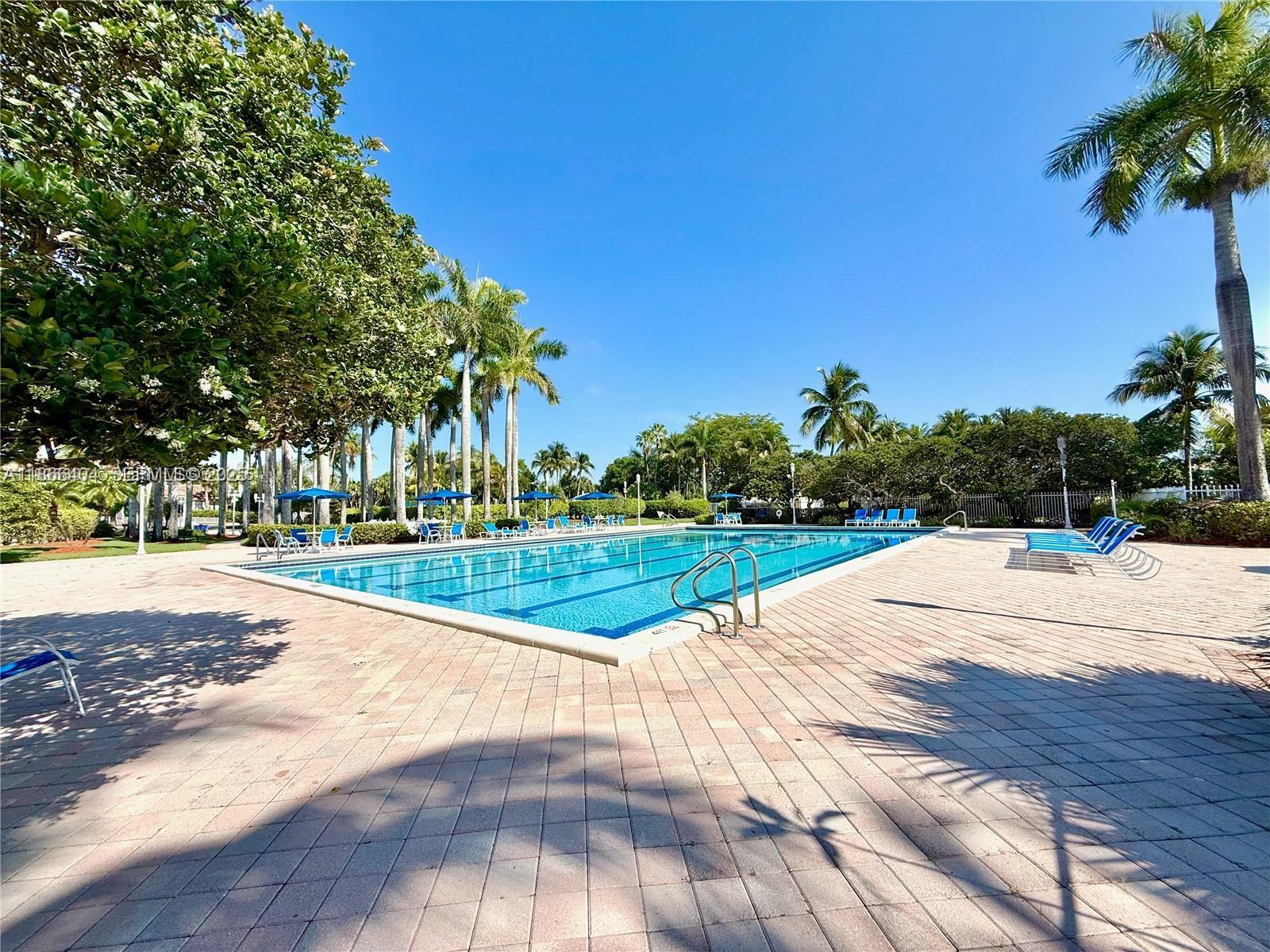 PEMBROKE ISLES V - Residential