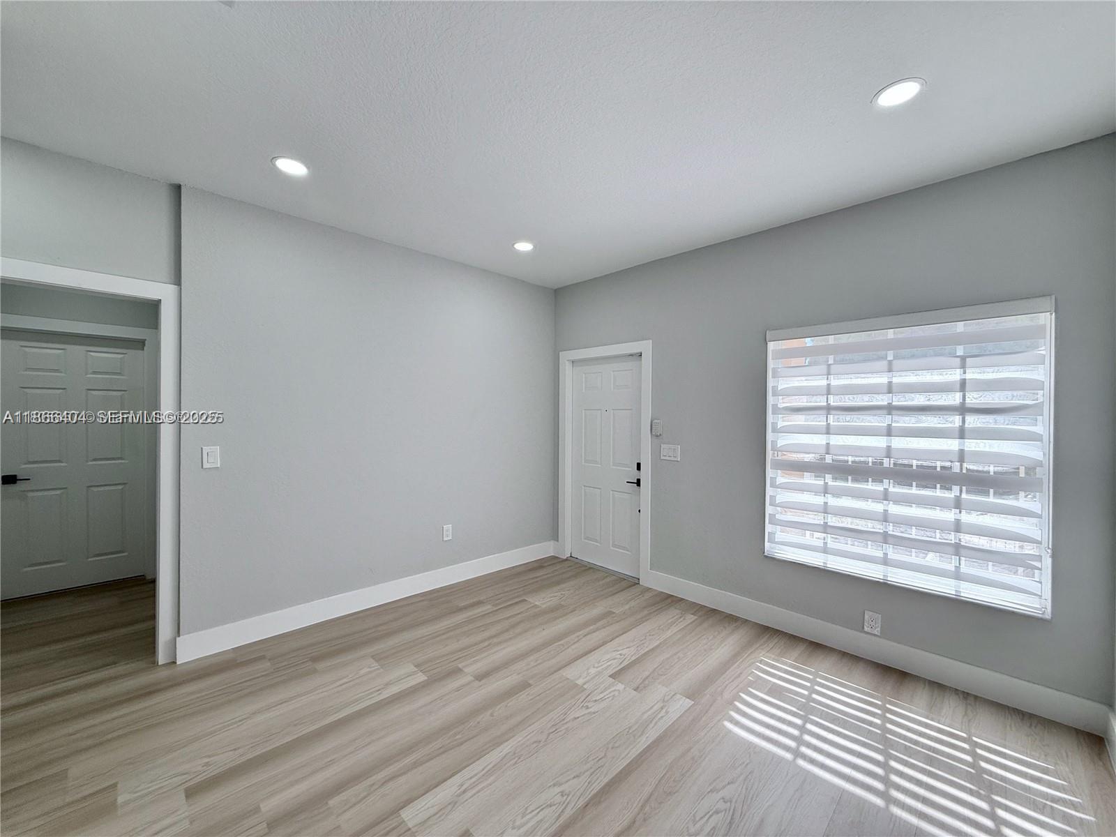 PEMBROKE ISLES V - Residential