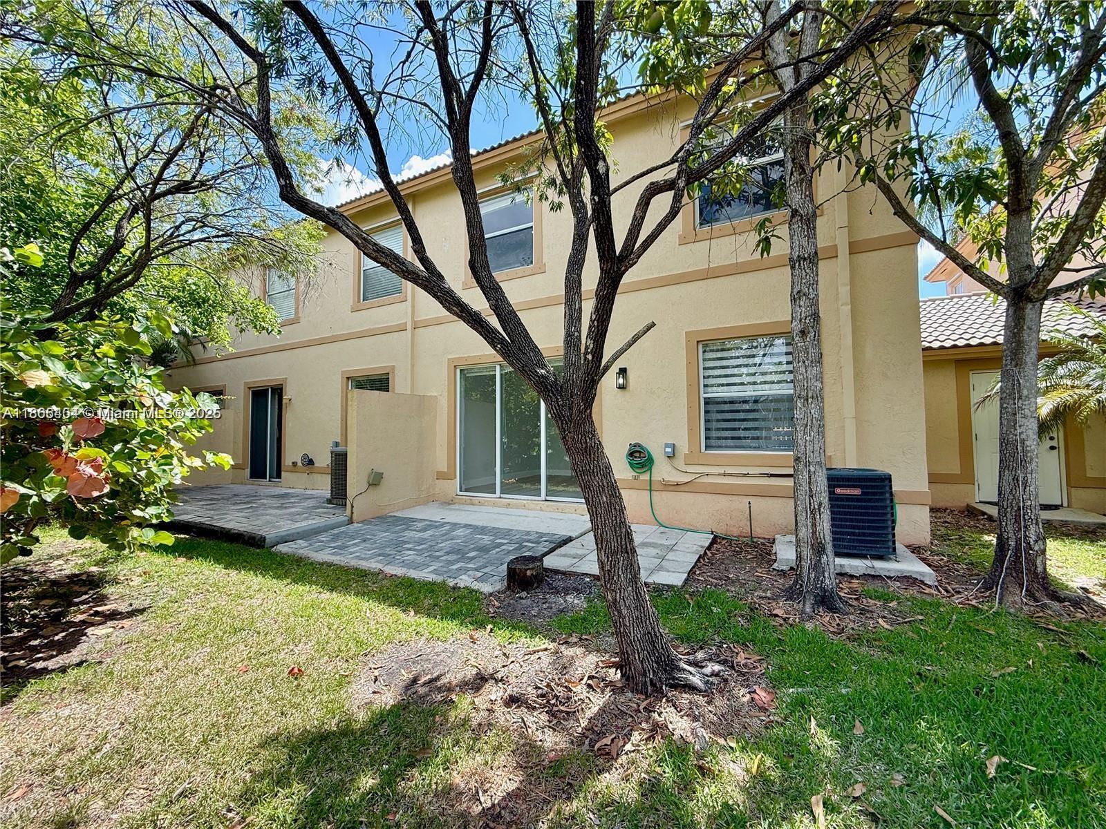 PEMBROKE ISLES V - Residential