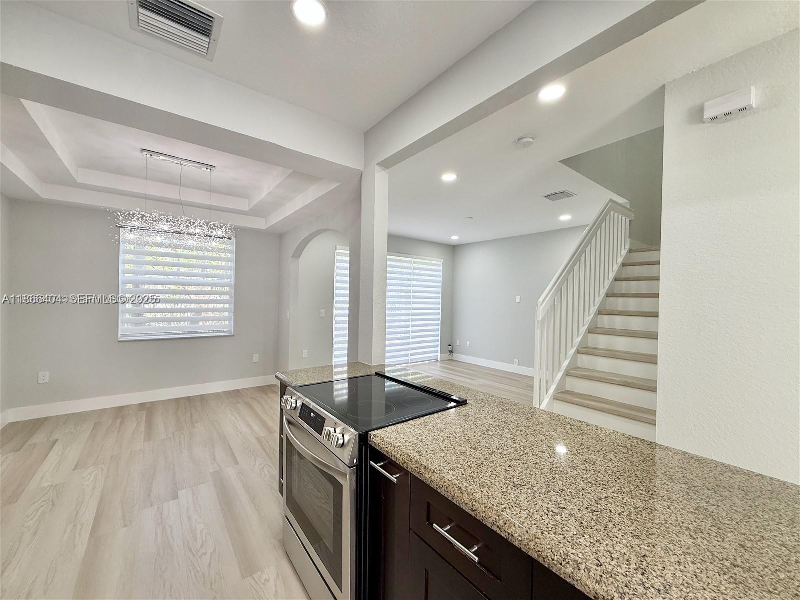 PEMBROKE ISLES V - Residential