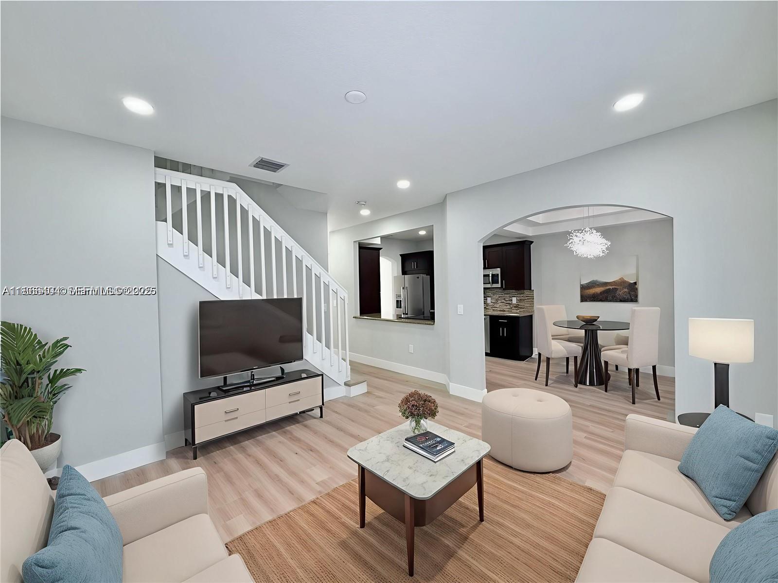 PEMBROKE ISLES V - Residential