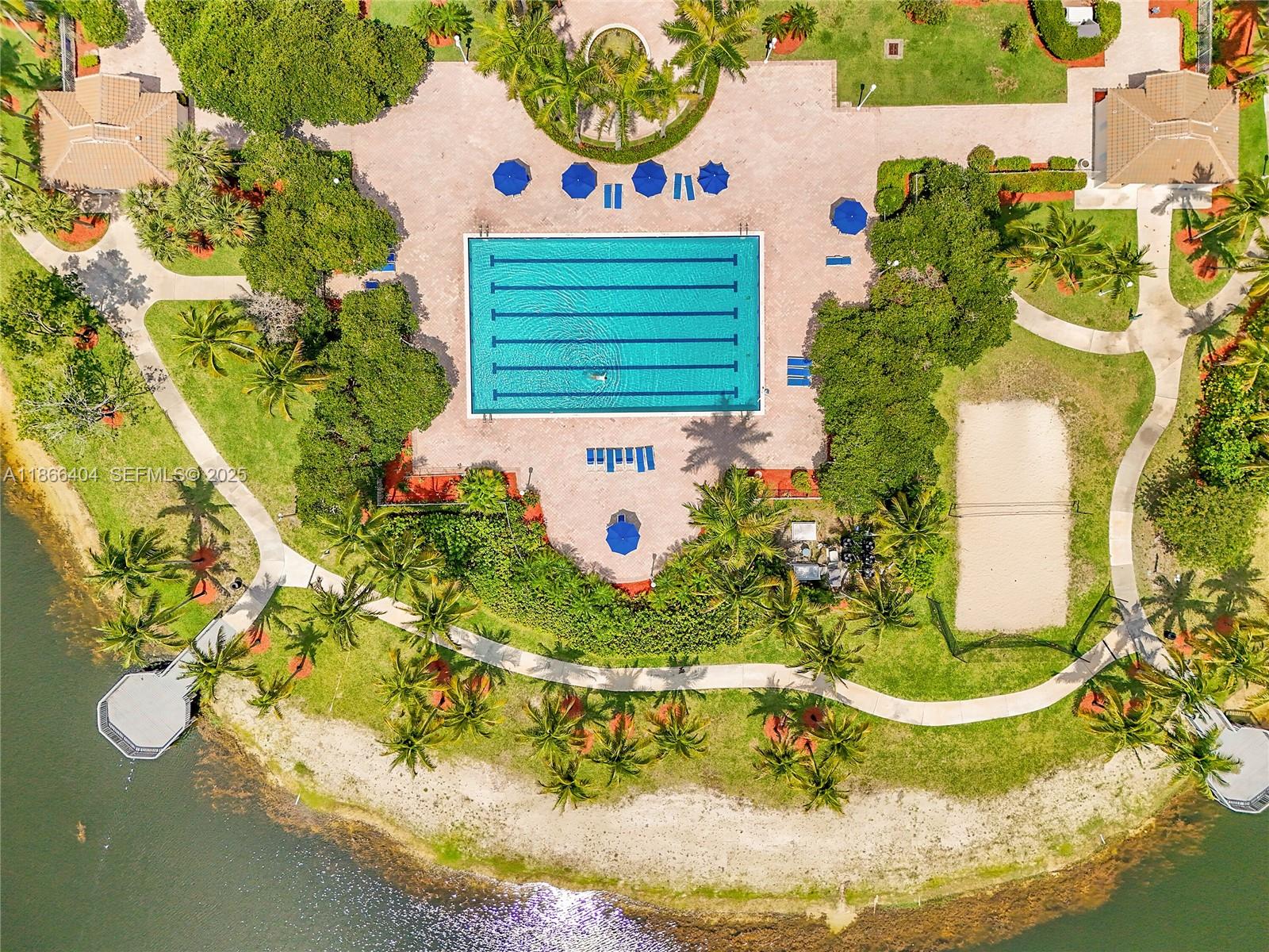 PEMBROKE ISLES V - Residential