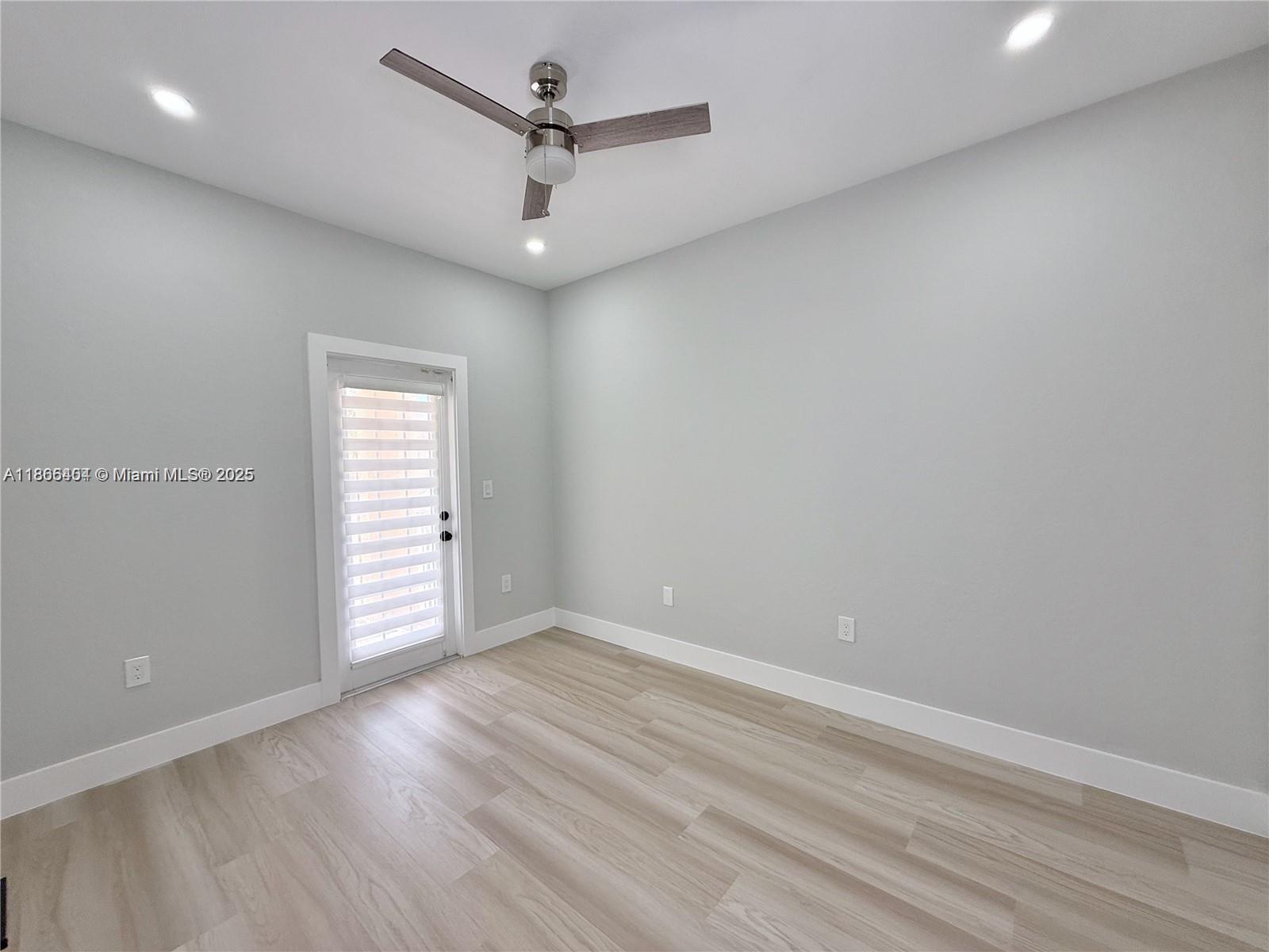 PEMBROKE ISLES V - Residential