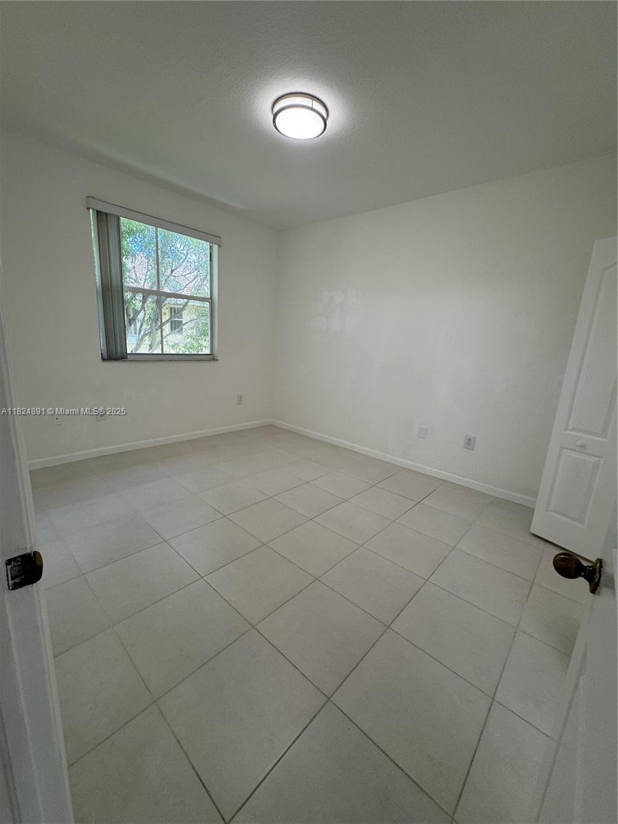 1536 SE 25th St 206