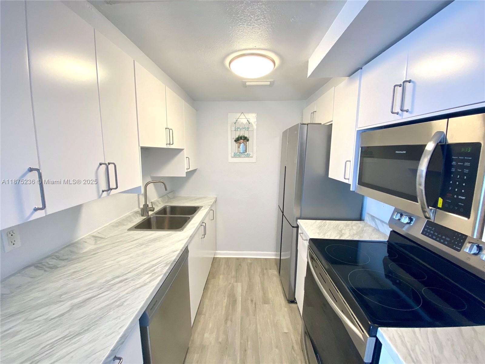 1185 Marseille Dr 307