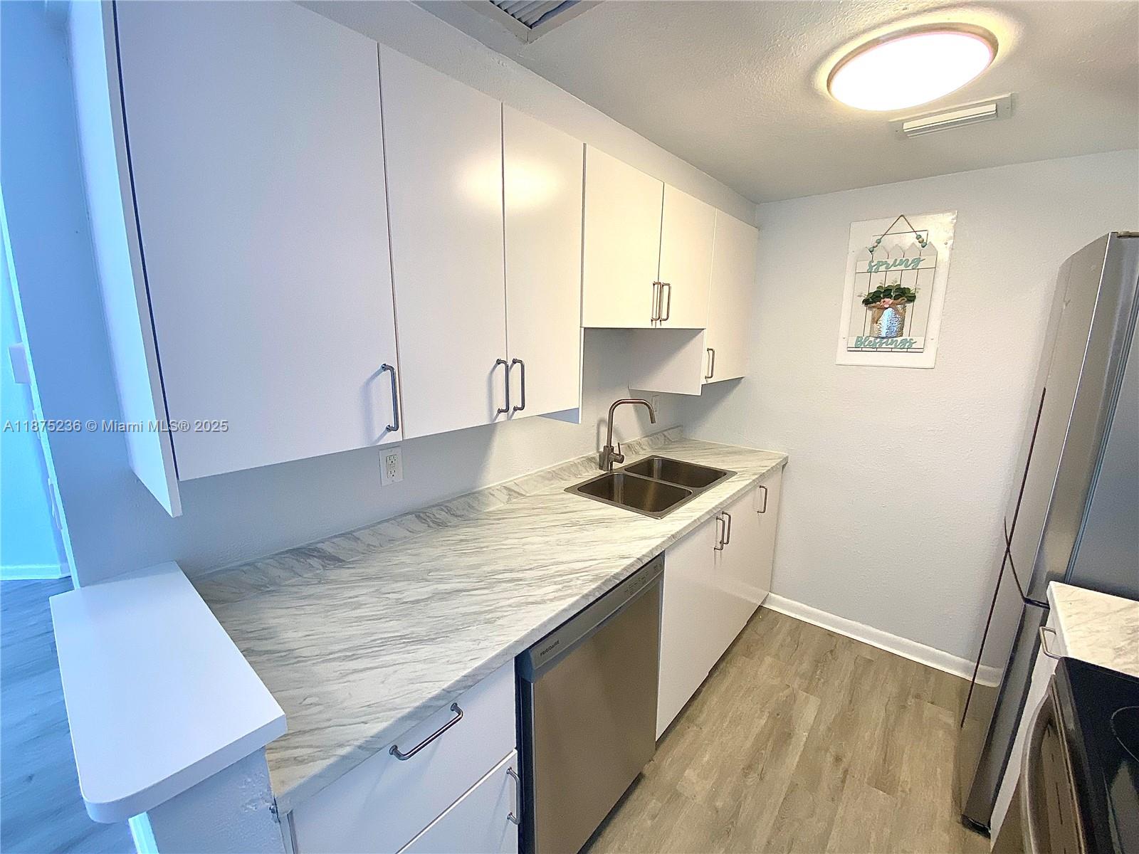 1185 Marseille Dr 307