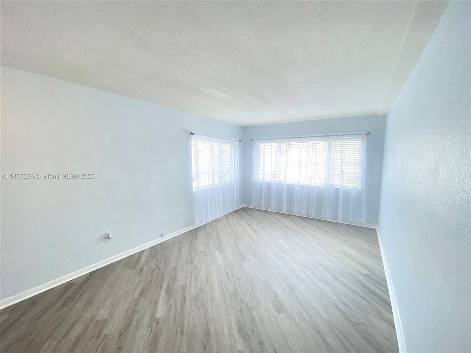 RIVE MARSEILLES CONDO - Residential Lease