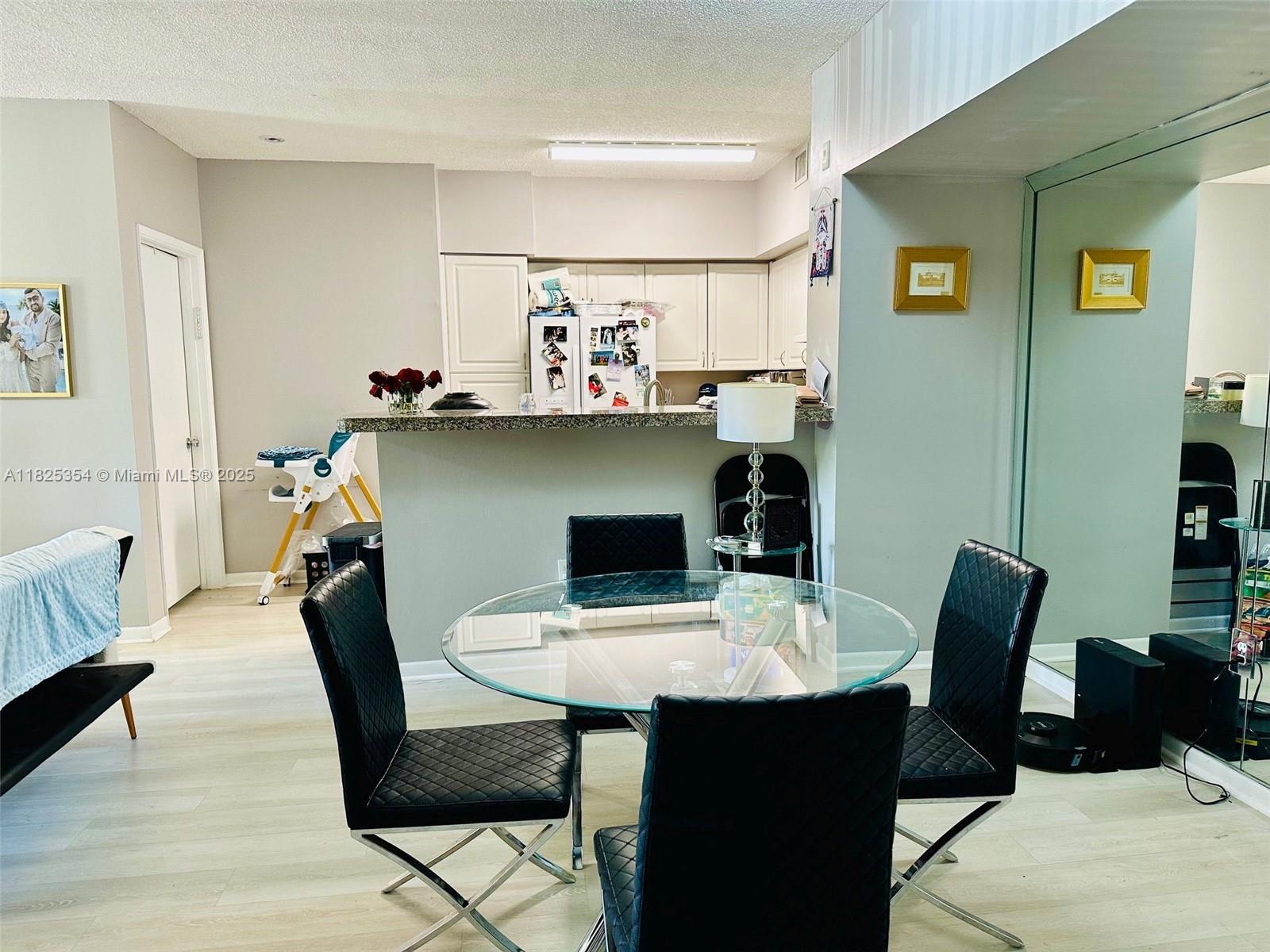 THE YACHT CLUB AT AVENTUR - Residential