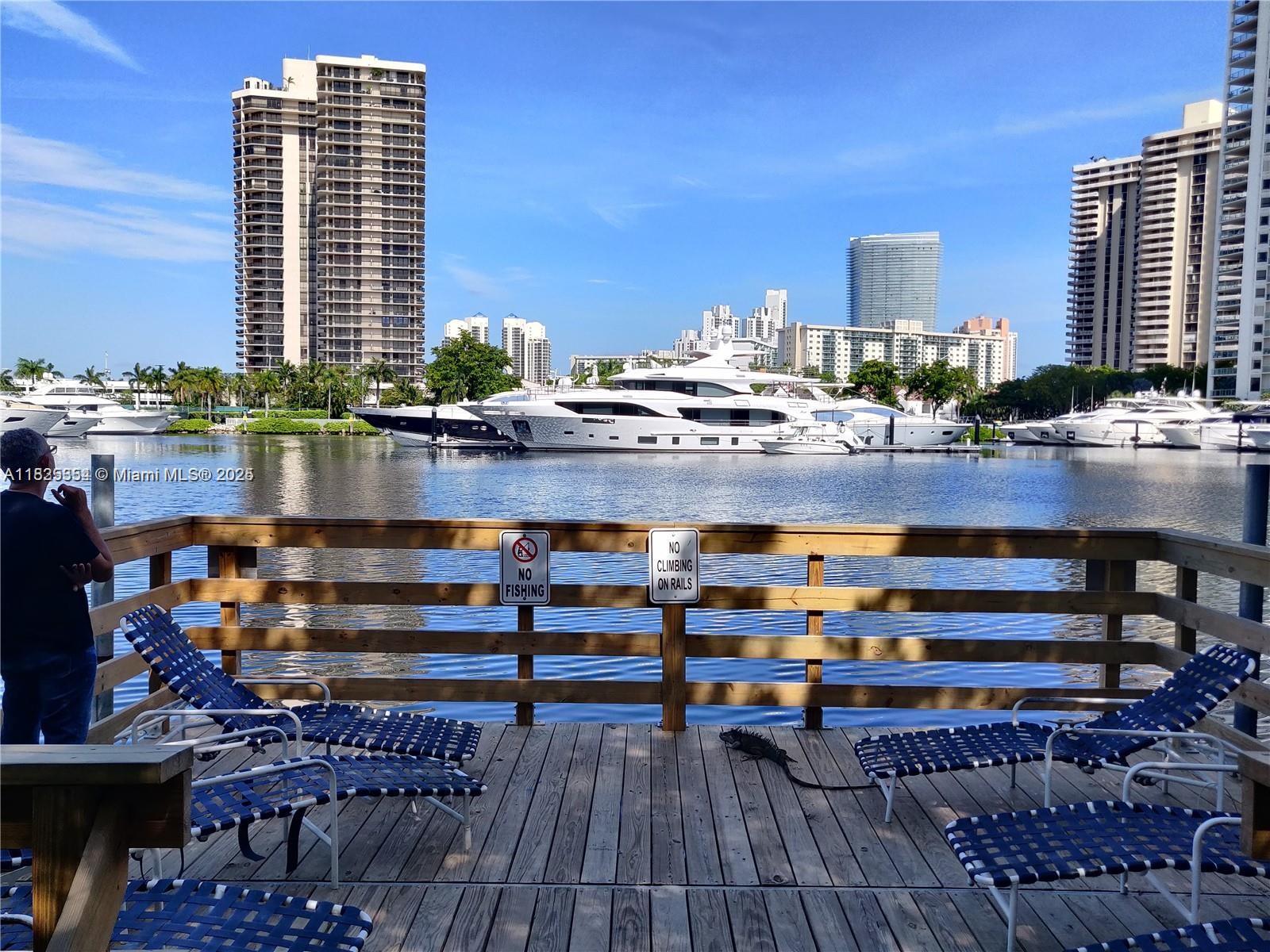 THE YACHT CLUB AT AVENTUR - Residential