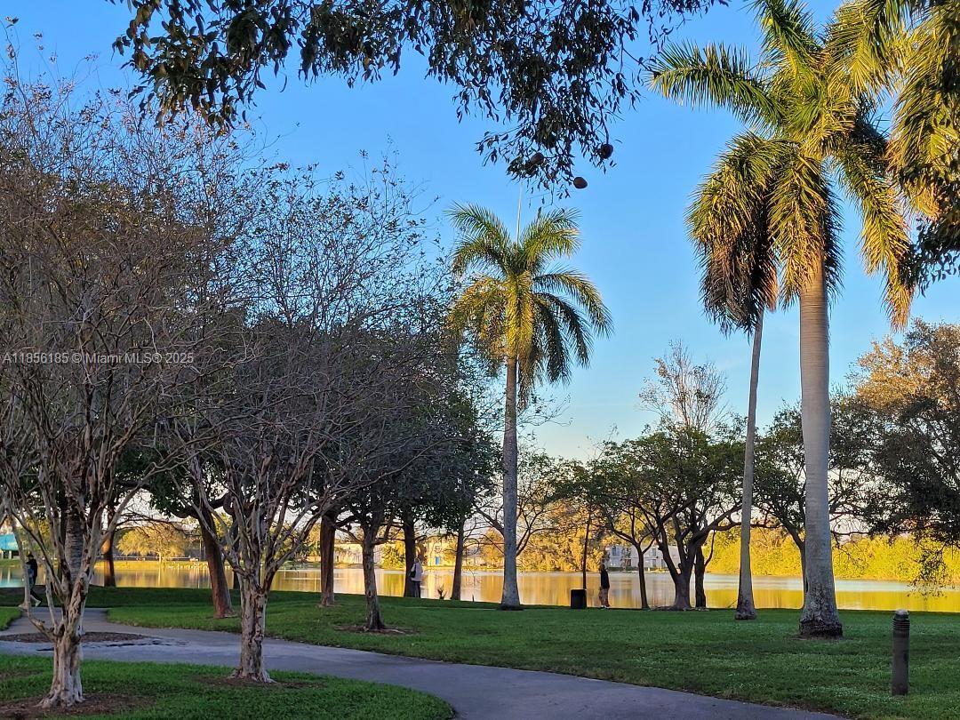 ROYAL PARK CONDO - Residential