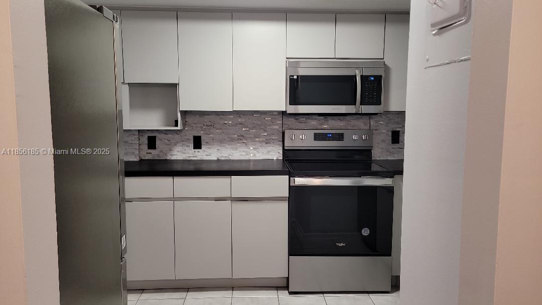 ROYAL PARK CONDO - Residential