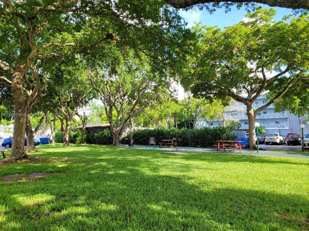 ROYAL PARK CONDO - Residential