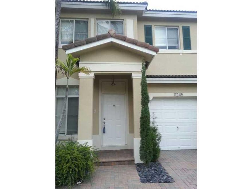 BEAUTIFUL TOWNHOUSE 3 BED AND 2.5 BATHS IN SONOMA AT DORAL. COMPLETELY REMODELED. EUROPEAN STYLE KITCHEN SS APPLIANCES. VERY NICE AND PRIVATE PATIO WITH TYLE CONVERTED WITH A/C CAN BE GAME ROOM, OFFICE OR ANOTHER BEDROON VERY CLEAN. GATED COMMUNITY WITH S ECURITY AND CAMERAS. DONT MISS THIS OPPORTUNITY. EASY TO SHOW.
