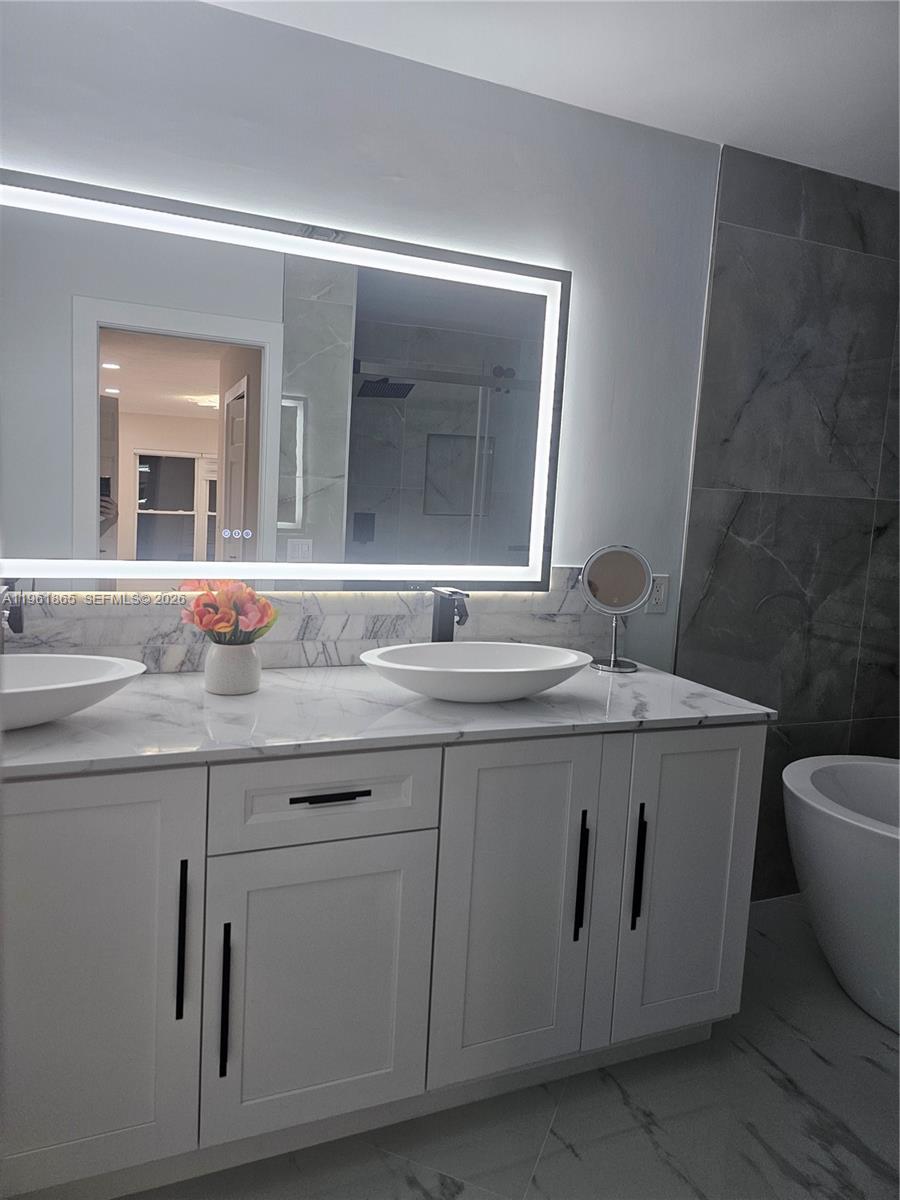 PGA RESORT COMMUNITY 3 - Residential