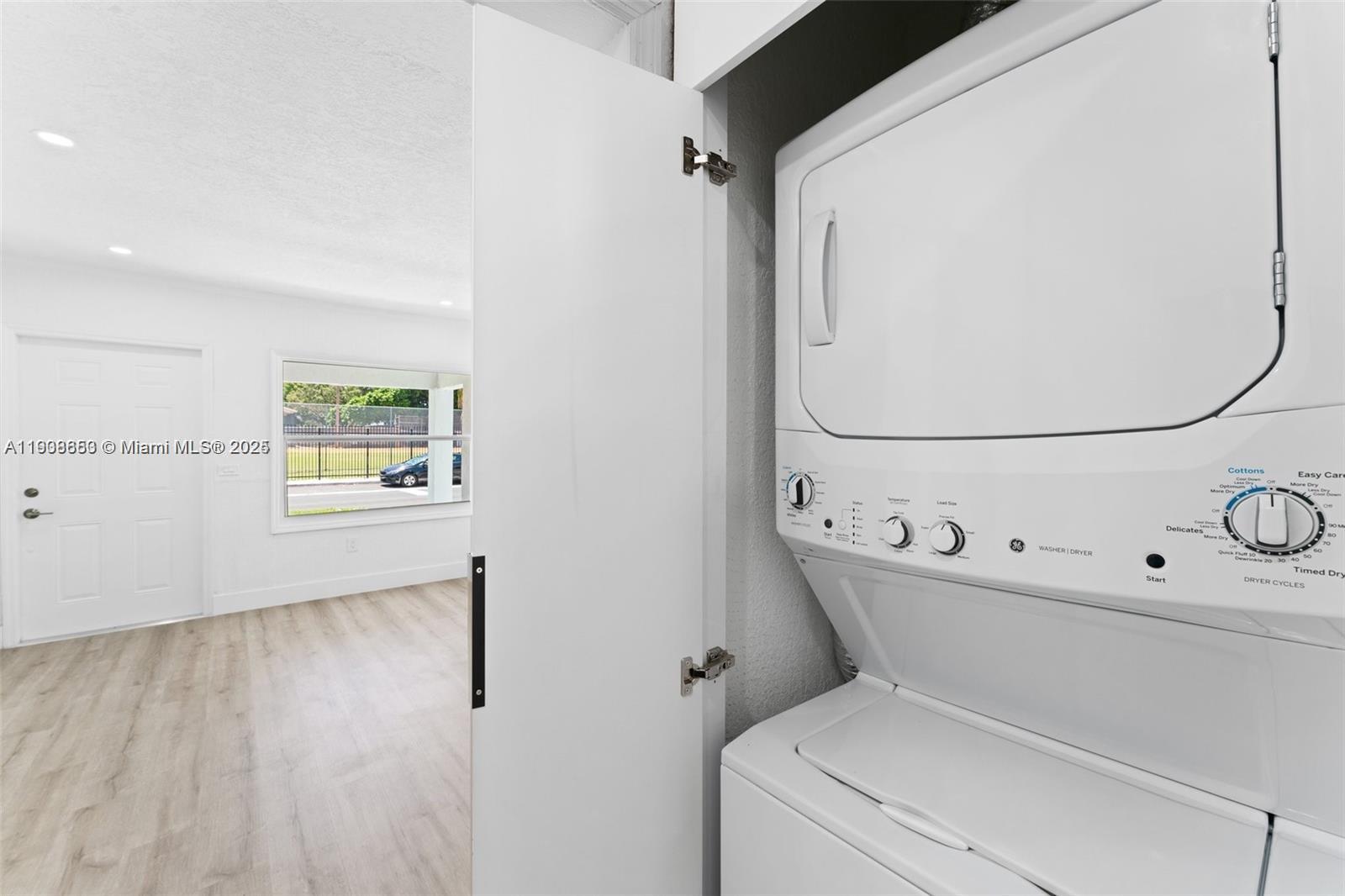 COM SILVER BLUFF - Residential Lease