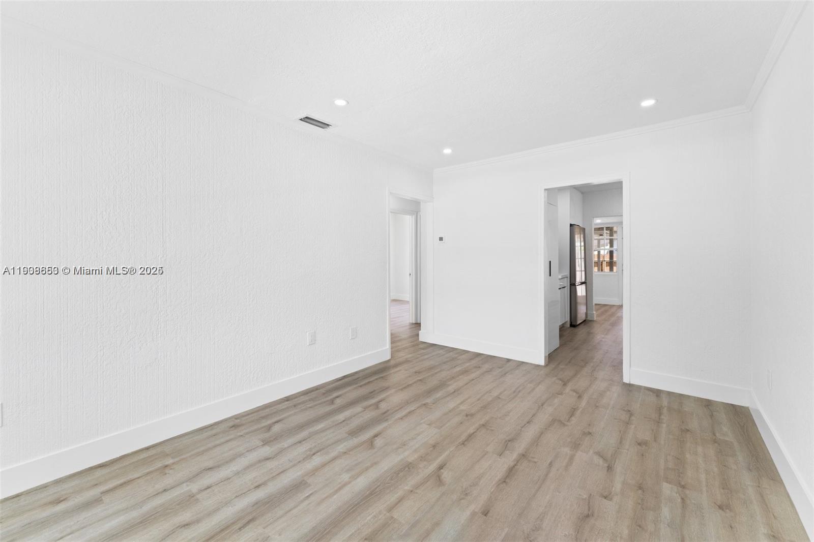 COM SILVER BLUFF - Residential Lease