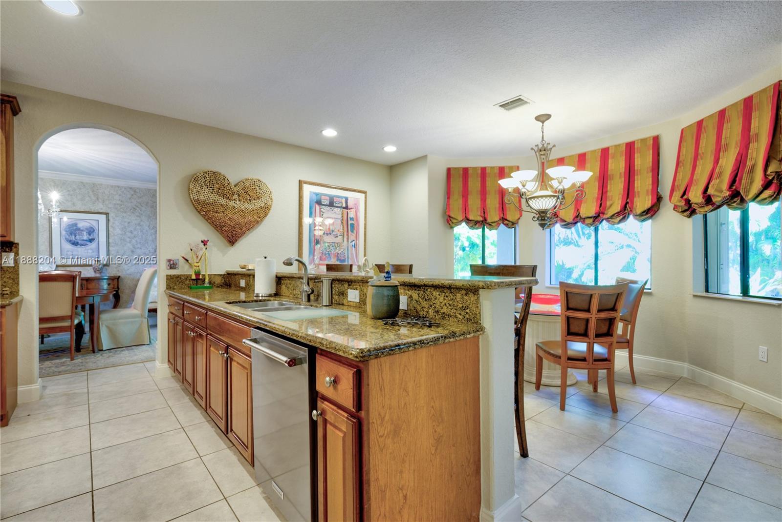 CUTLER CAY - Residential