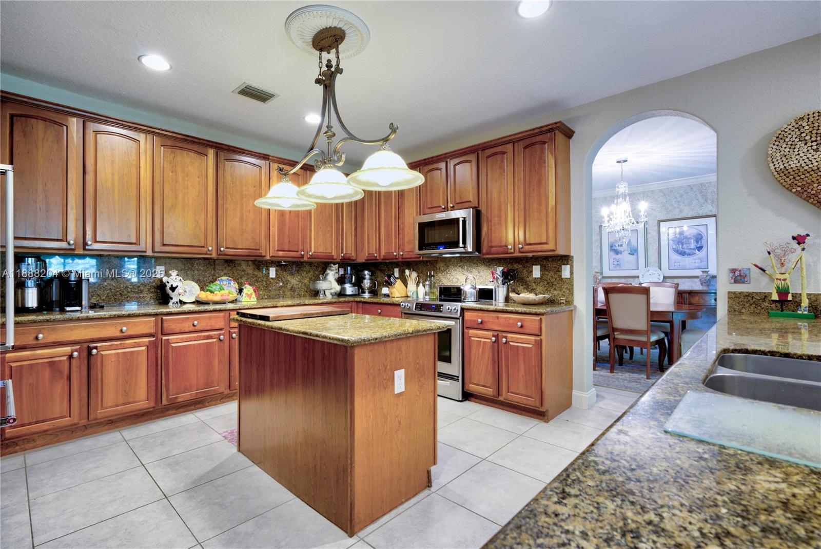 CUTLER CAY - Residential