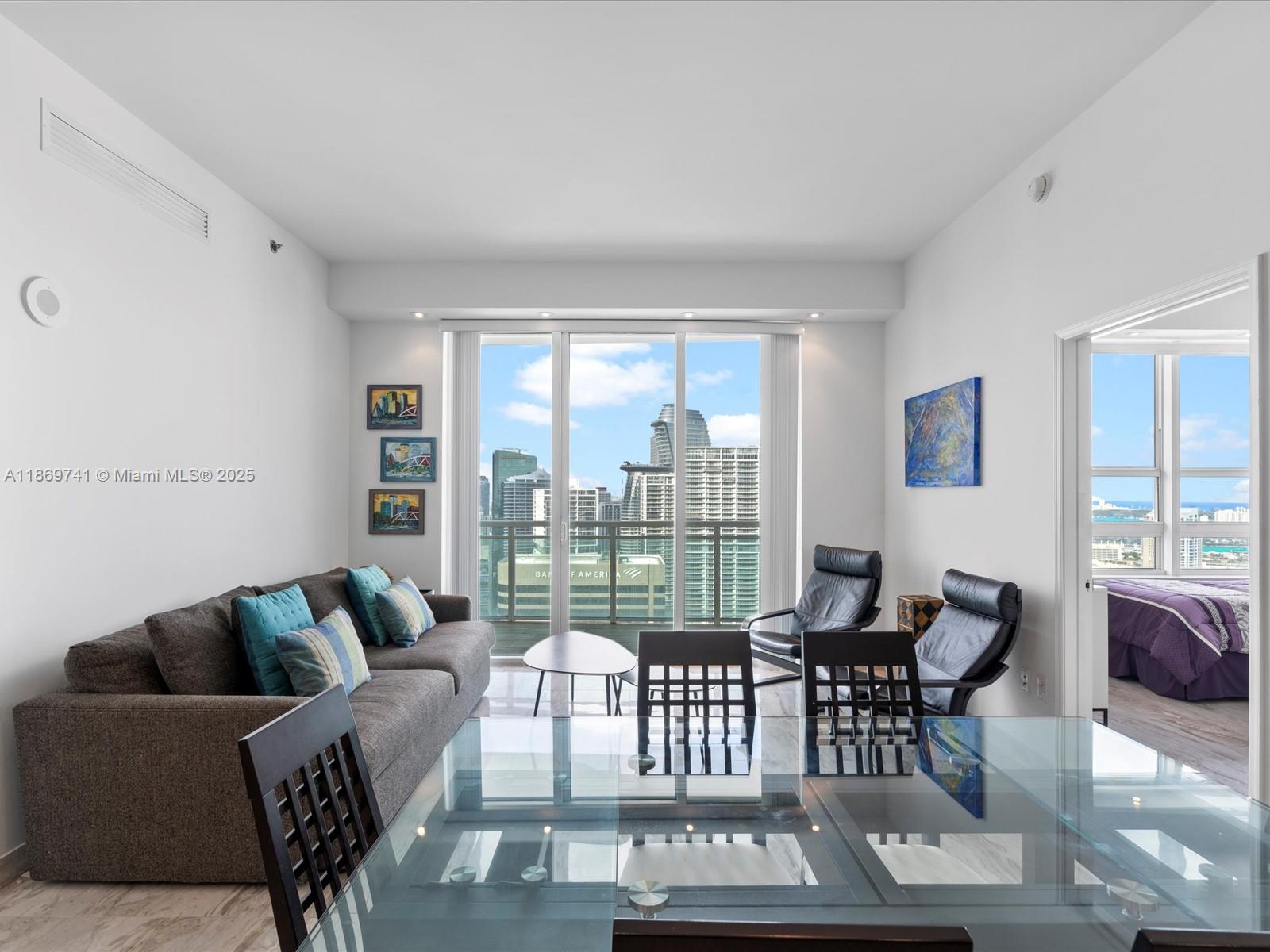 950 Brickell Bay Dr. 5206