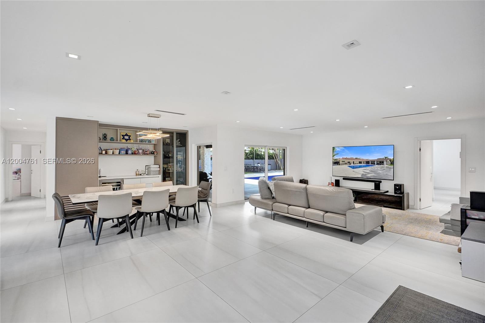 GREYNOLDS PARK WEST - Residential