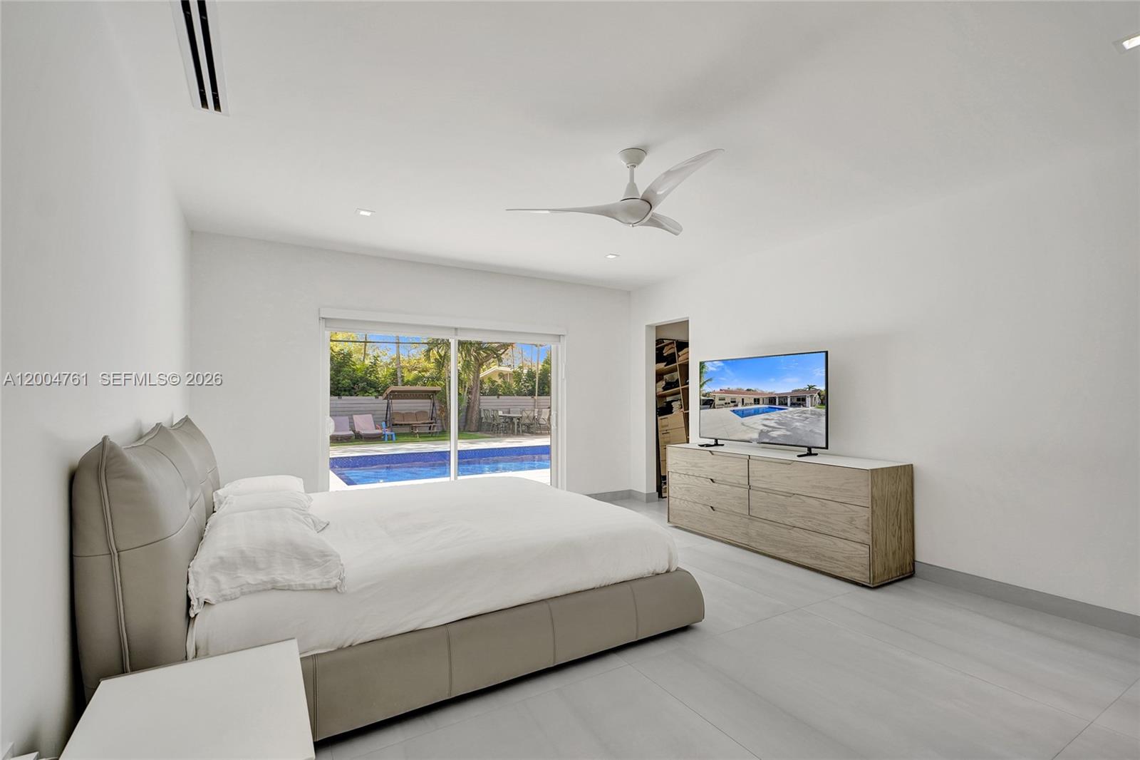 GREYNOLDS PARK WEST - Residential