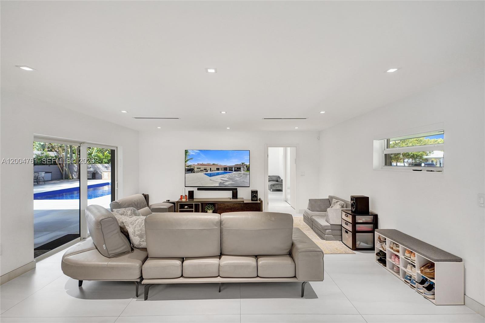 GREYNOLDS PARK WEST - Residential