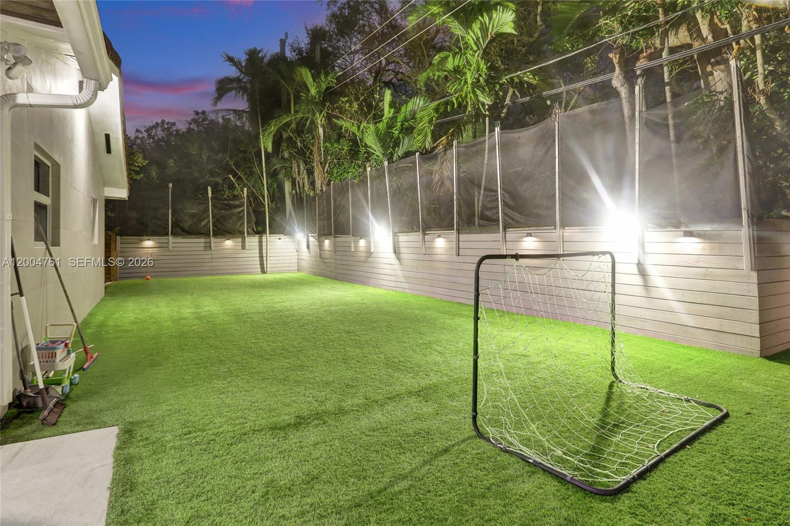 GREYNOLDS PARK WEST - Residential