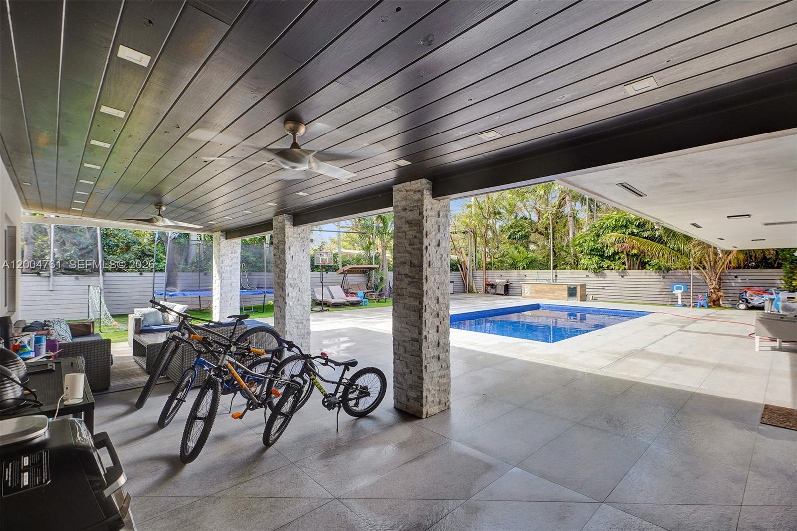 GREYNOLDS PARK WEST - Residential