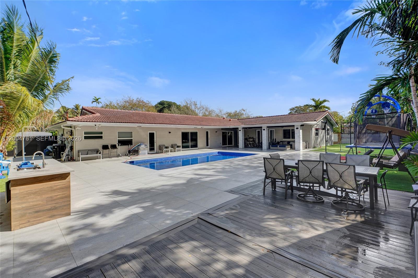 GREYNOLDS PARK WEST - Residential