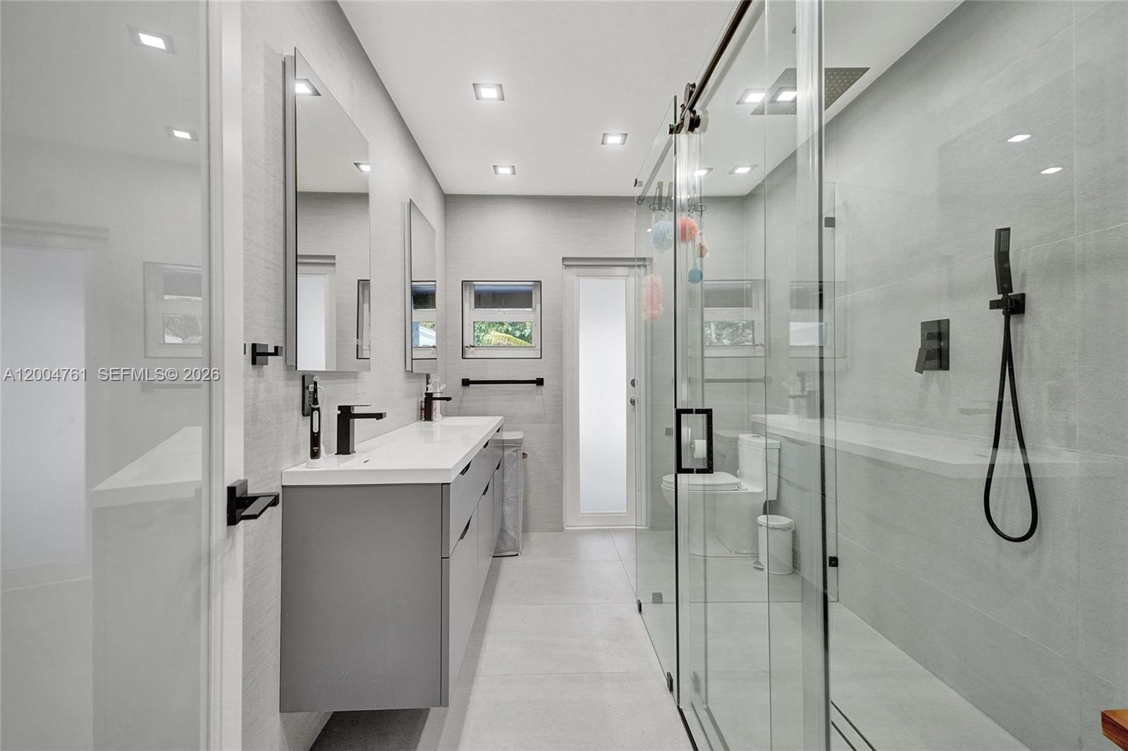 GREYNOLDS PARK WEST - Residential