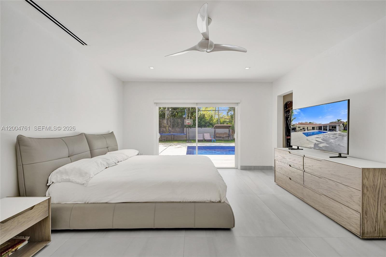 GREYNOLDS PARK WEST - Residential