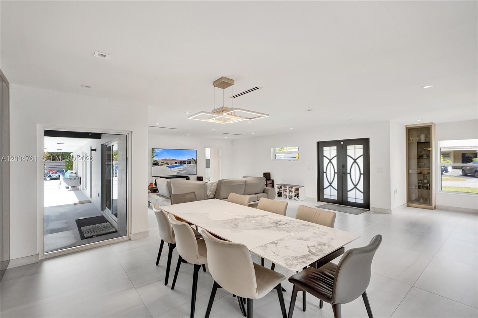 GREYNOLDS PARK WEST - Residential