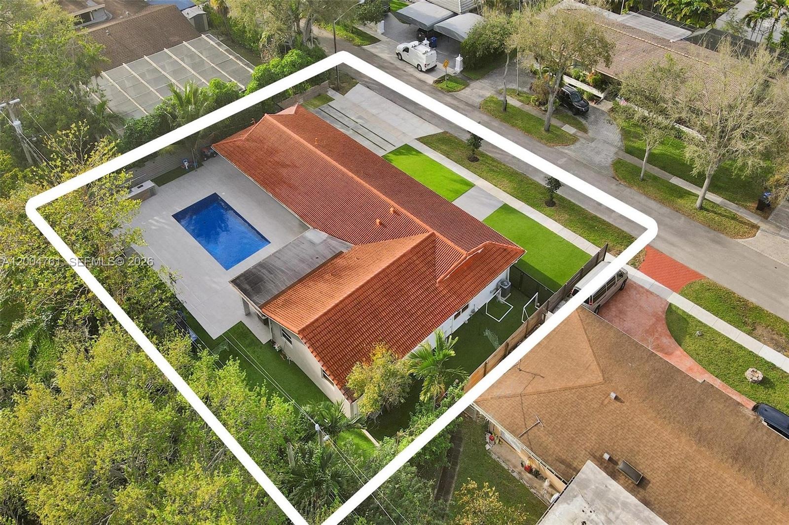 GREYNOLDS PARK WEST - Residential