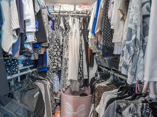 KENDALL TRAILS SUB - Residential