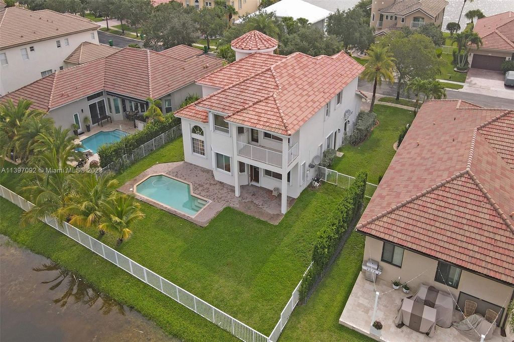 Photo of 3520 SW 195th Ave, Miramar, FL 33029 (MLS # A11397092)