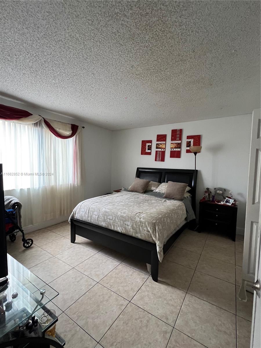 CORAL GATE WEST CONDO - Residential
