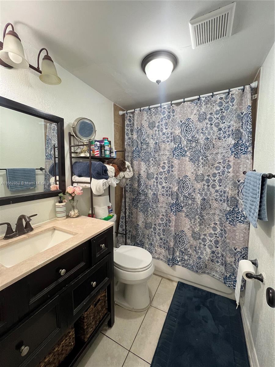 CORAL GATE WEST CONDO - Residential